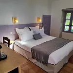Des Laurels Hotel