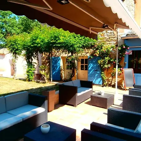 Отель Des Laurels Chantemerle-les-Grignan
