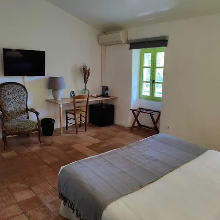 Des Laurels Hotel 3*