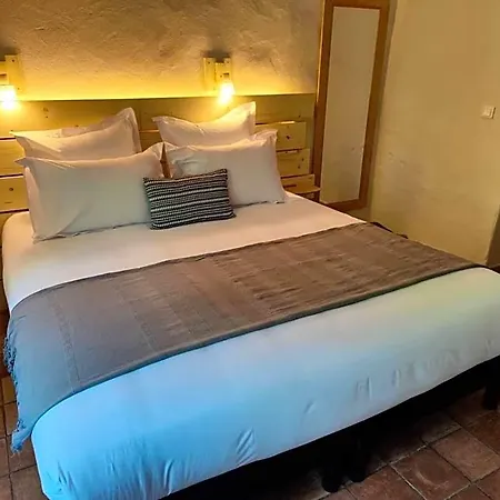Des Laurels Hotel